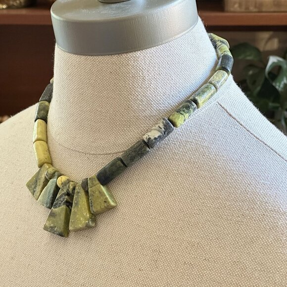 Green Tourmaline Drop Necklace 17" - Picture 4 of 10